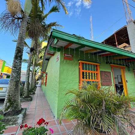 Casa Hostal Las Palmeras غواتابيه المظهر الخارجي الصورة