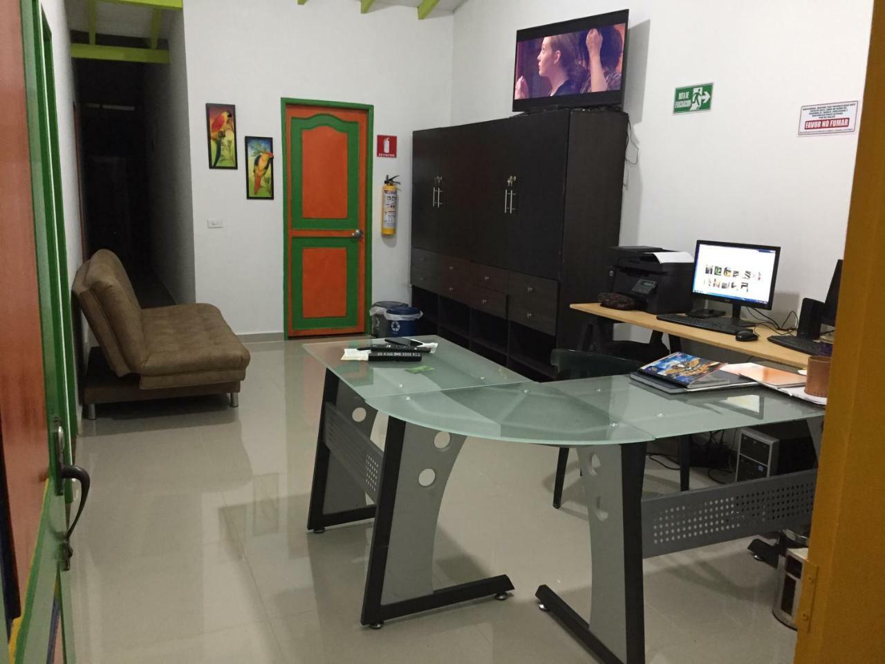 Casa Hostal Las Palmeras غواتابيه المظهر الخارجي الصورة