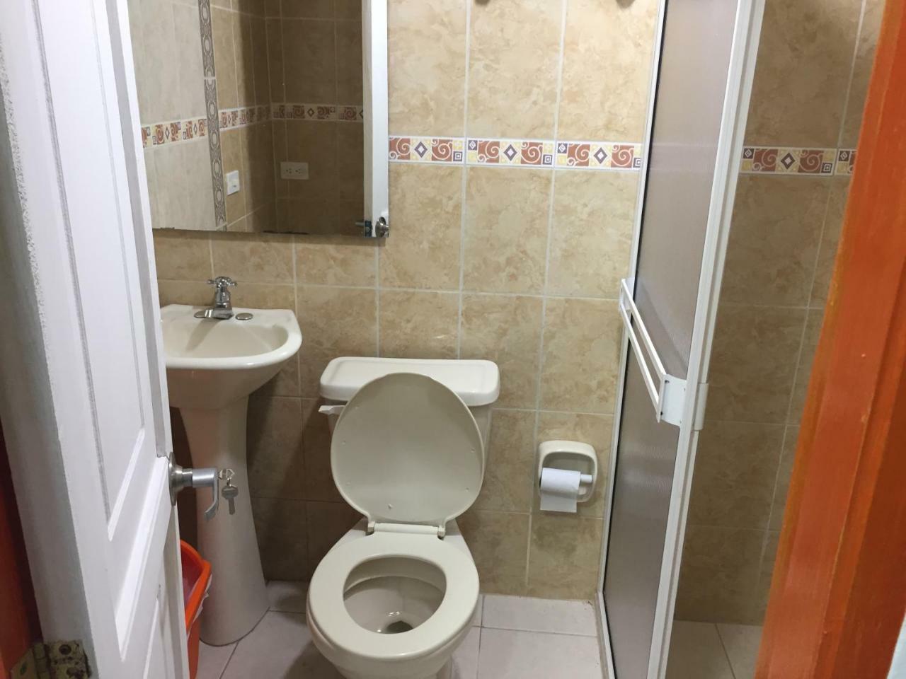 Casa Hostal Las Palmeras غواتابيه المظهر الخارجي الصورة