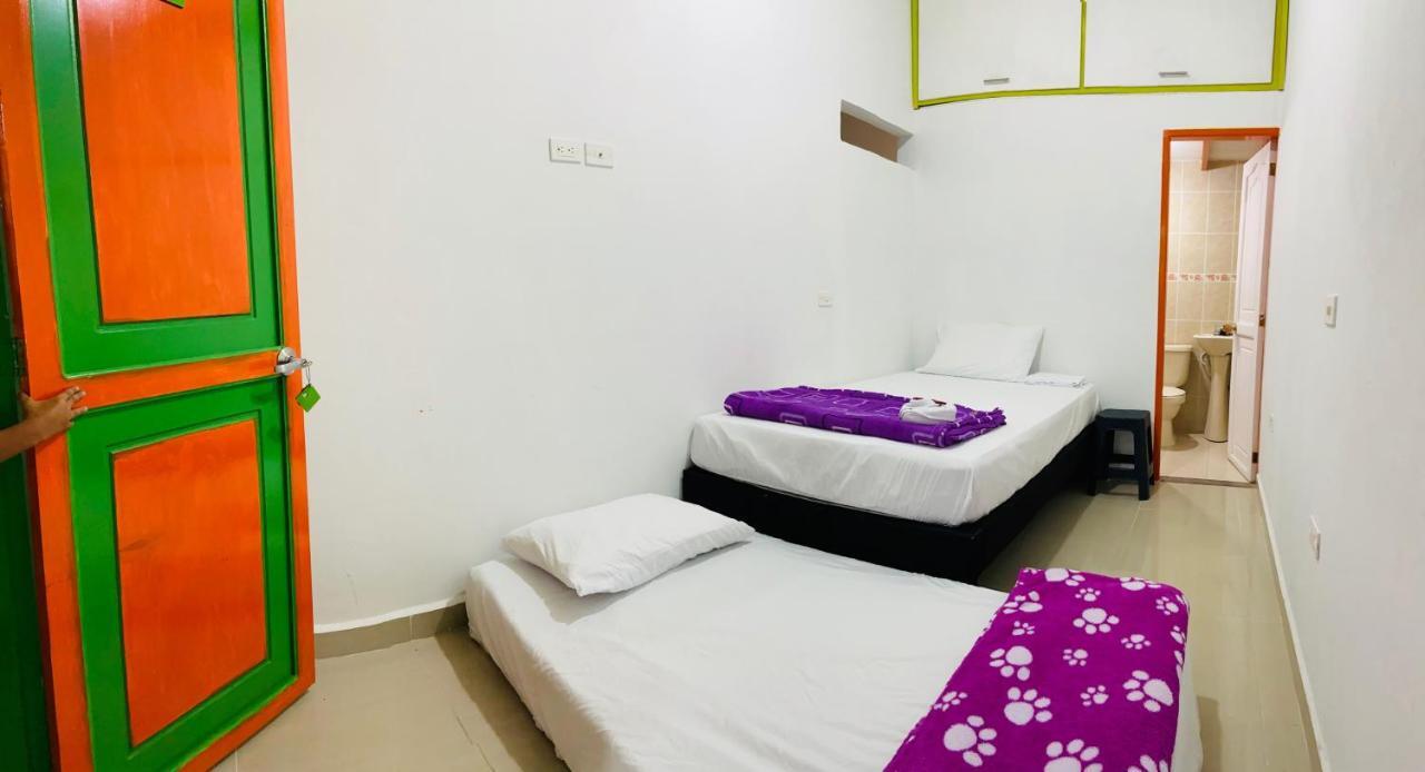 Casa Hostal Las Palmeras غواتابيه المظهر الخارجي الصورة