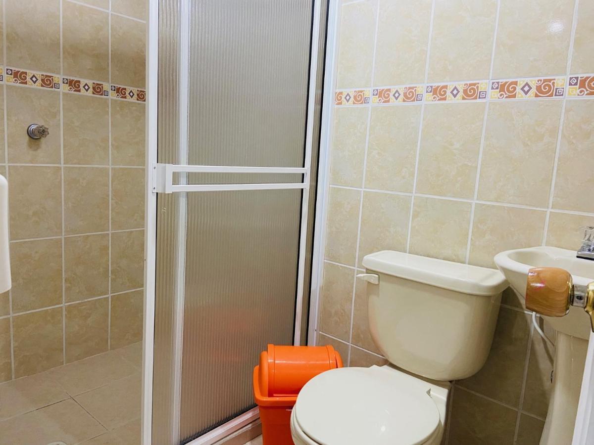 Casa Hostal Las Palmeras غواتابيه المظهر الخارجي الصورة
