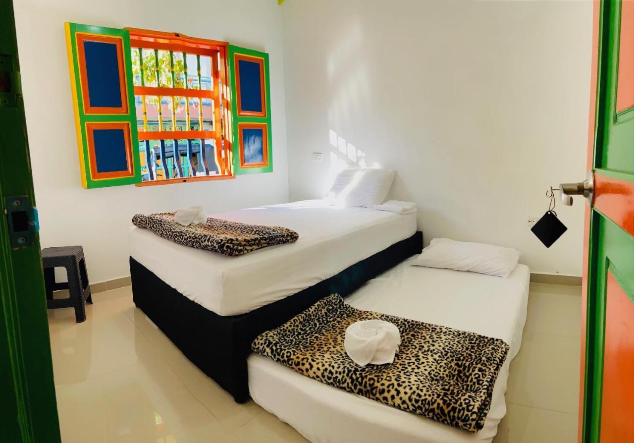 Casa Hostal Las Palmeras غواتابيه المظهر الخارجي الصورة