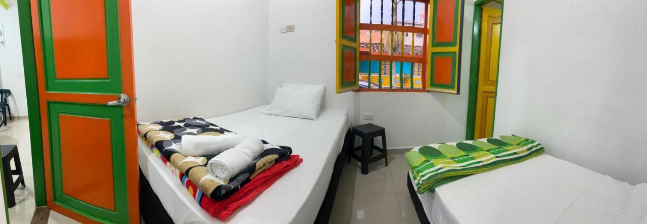 Casa Hostal Las Palmeras غواتابيه المظهر الخارجي الصورة